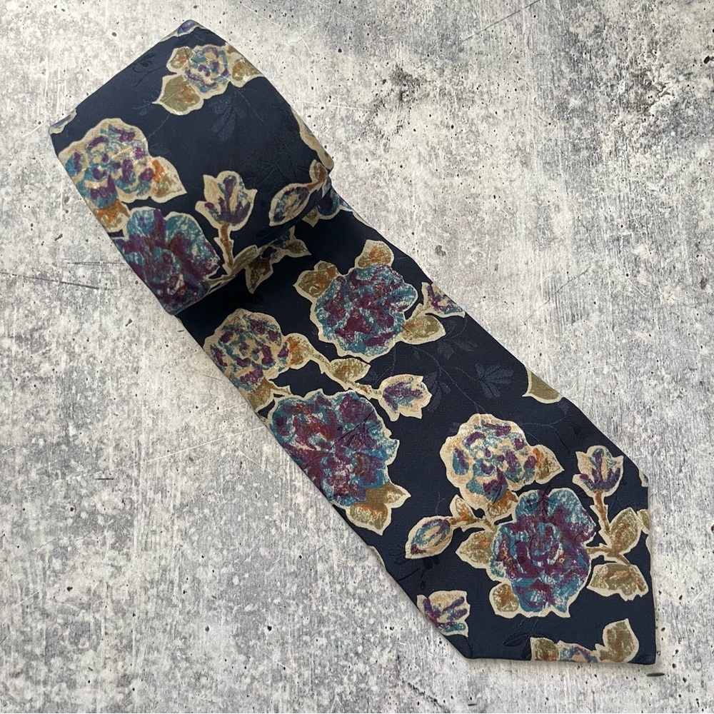 Mondo di Marco Floral Silk Tie